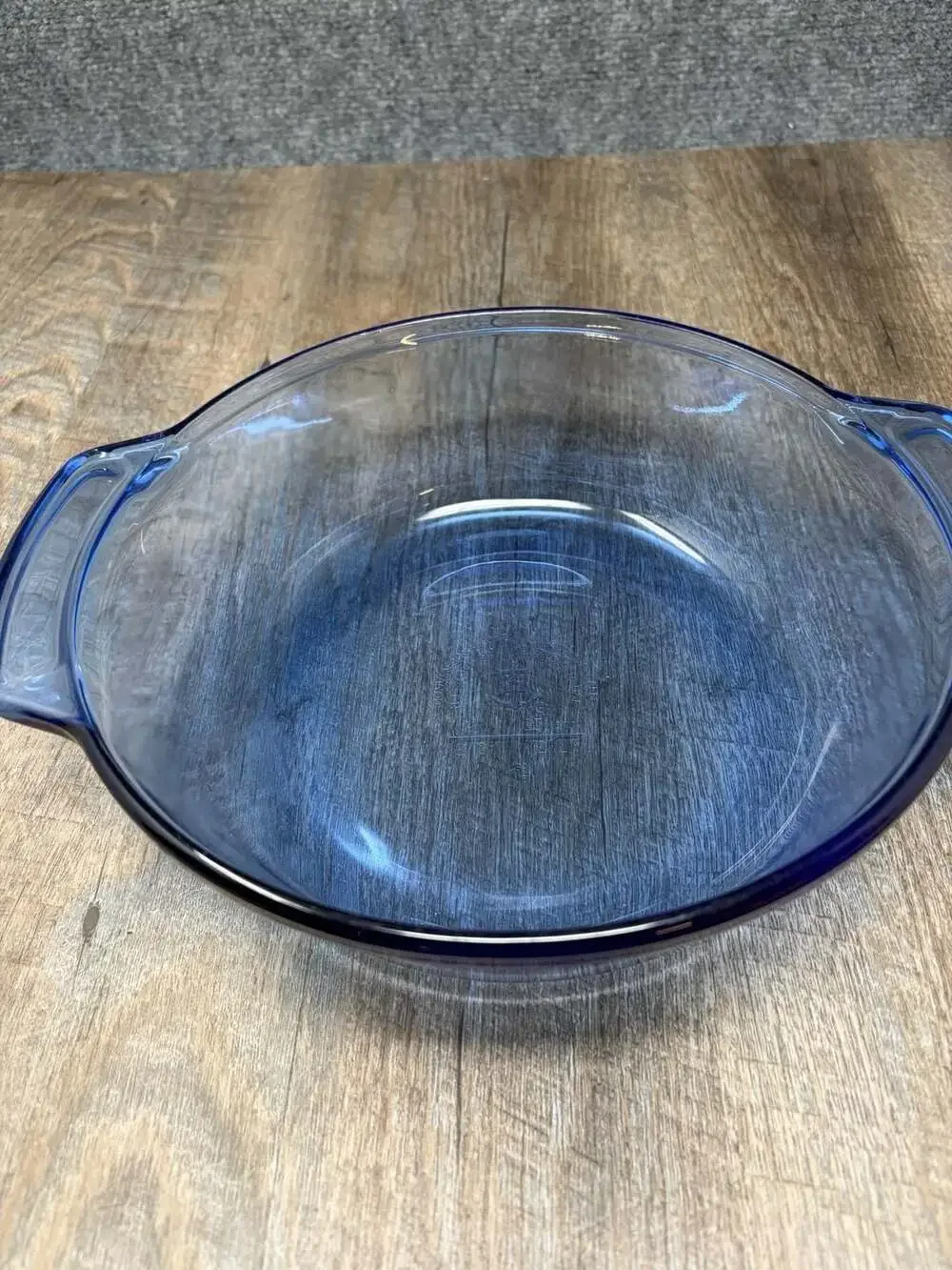 Vintage Anchor Hocking Cobalt Blue Glass 9” dia 2 qt Casserole Baking Dish w Lid